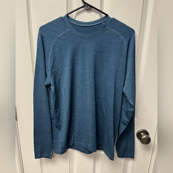 Lululemon Mens Metal Vent Tech Long Sleeve - Medium - Picture 3 of 6